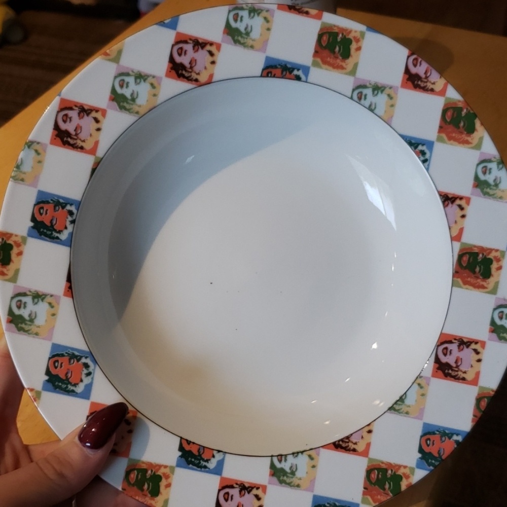 Marilyn Monroe Bowl